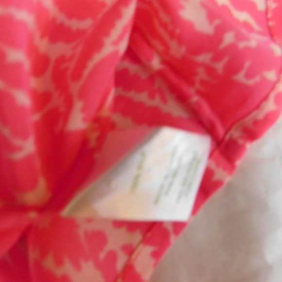 LILLY PULITZER SILK BOW SLEEVELESS BLOUSE - Picture 8 of 8
